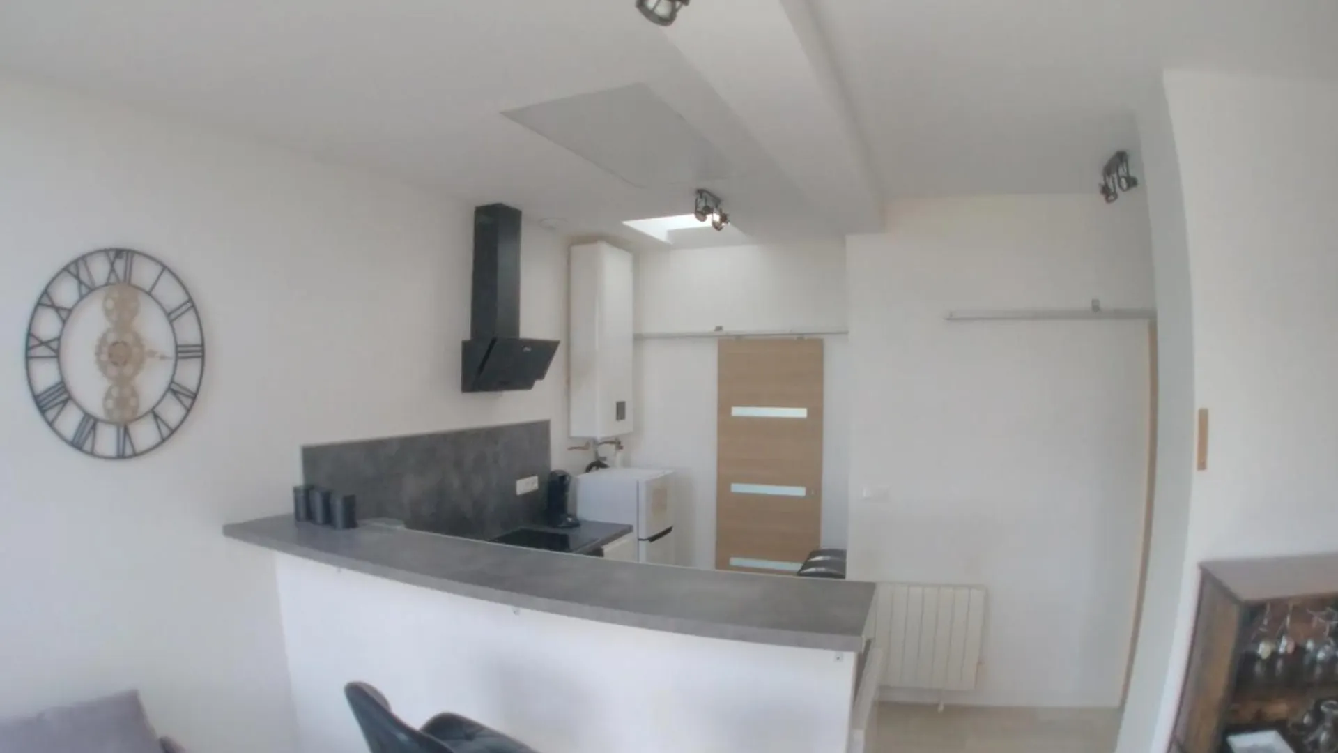 T2 Centreville, Appart Lumineux,1 Chambre, 4 Pers, Climatisation, Wifi, Parking Gratuit 로리앙 아파트