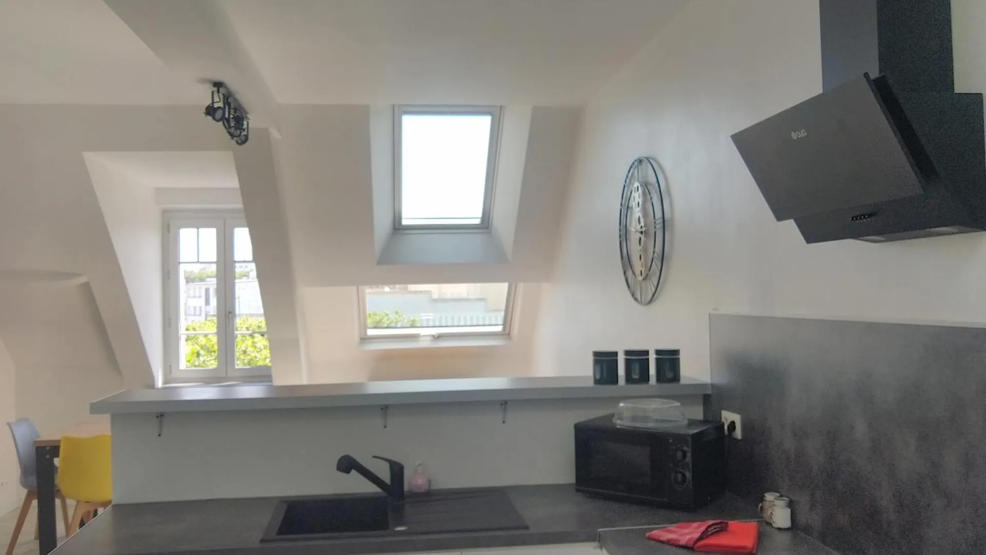 T2 Centreville, Appart Lumineux,1 Chambre, 4 Pers, Climatisation, Wifi, Parking Gratuit 로리앙 프랑스