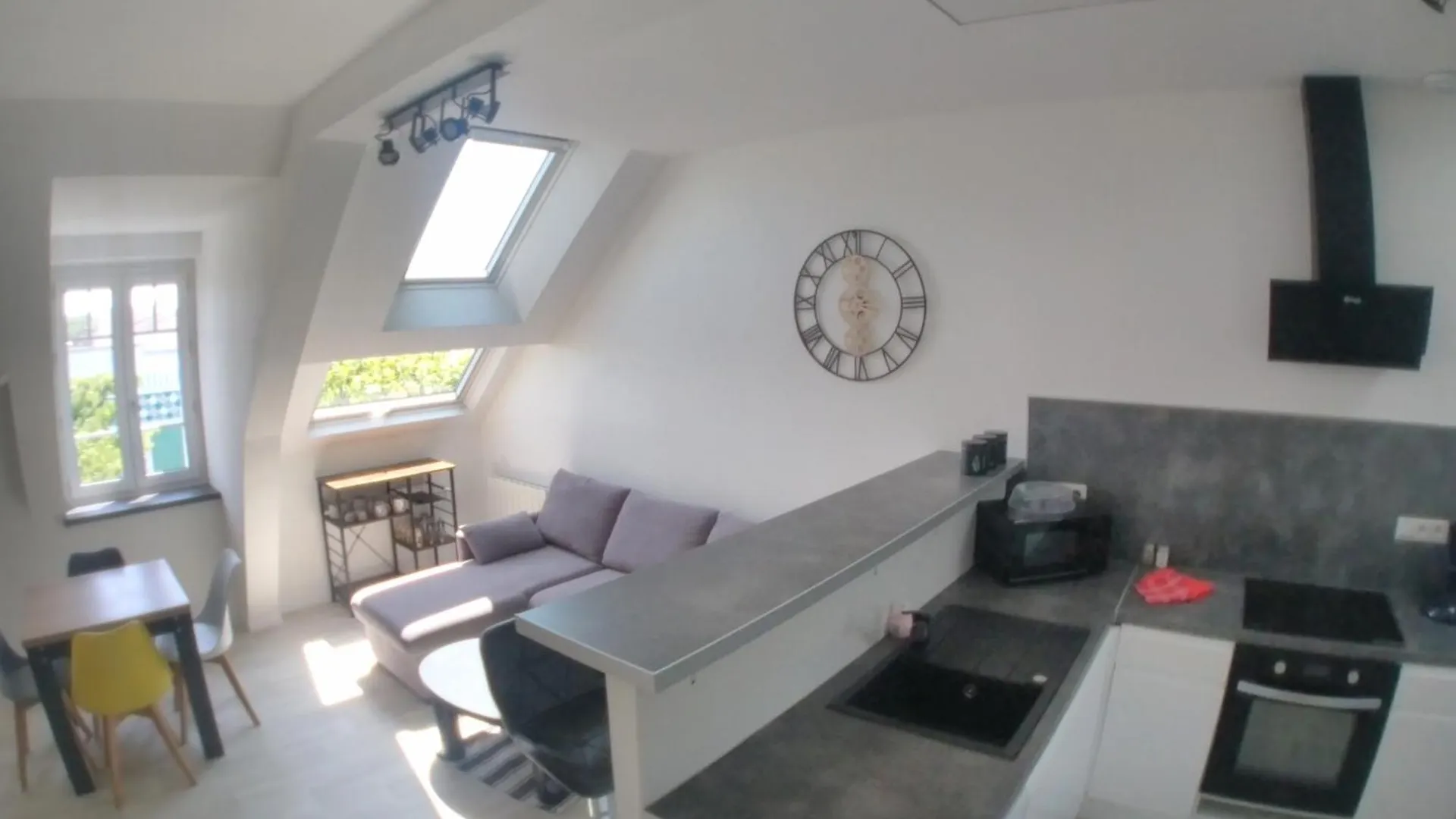 T2 Centreville, Appart Lumineux,1 Chambre, 4 Pers, Climatisation, Wifi, Parking Gratuit 로리앙 아파트